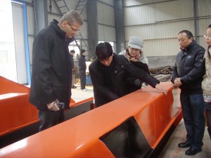 德馬格全球技術(shù)總監(jiān)來赤壁蒲圻起重機械進行起重機采購考察。